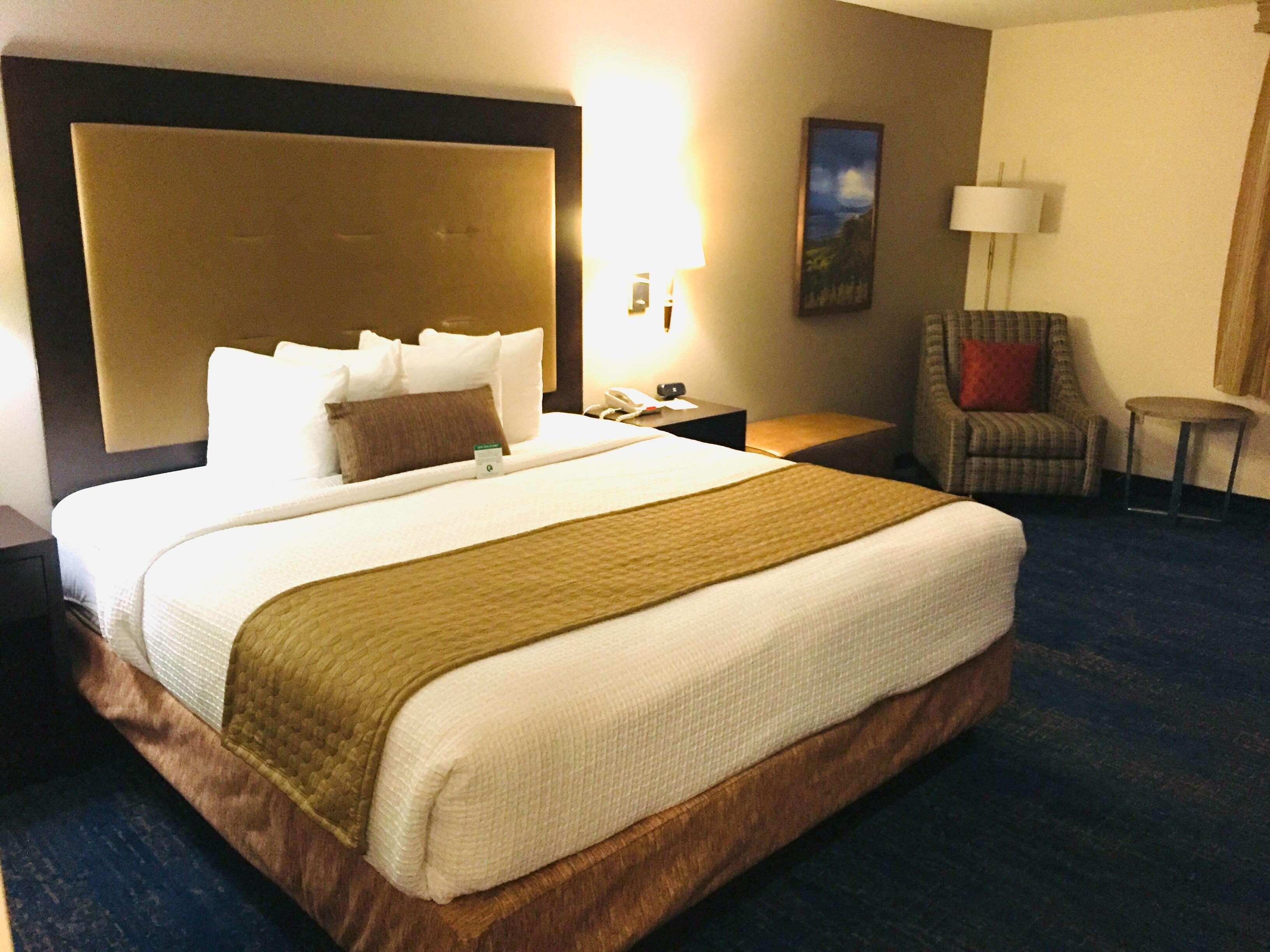 Western Executive & Hotel Sulphur
