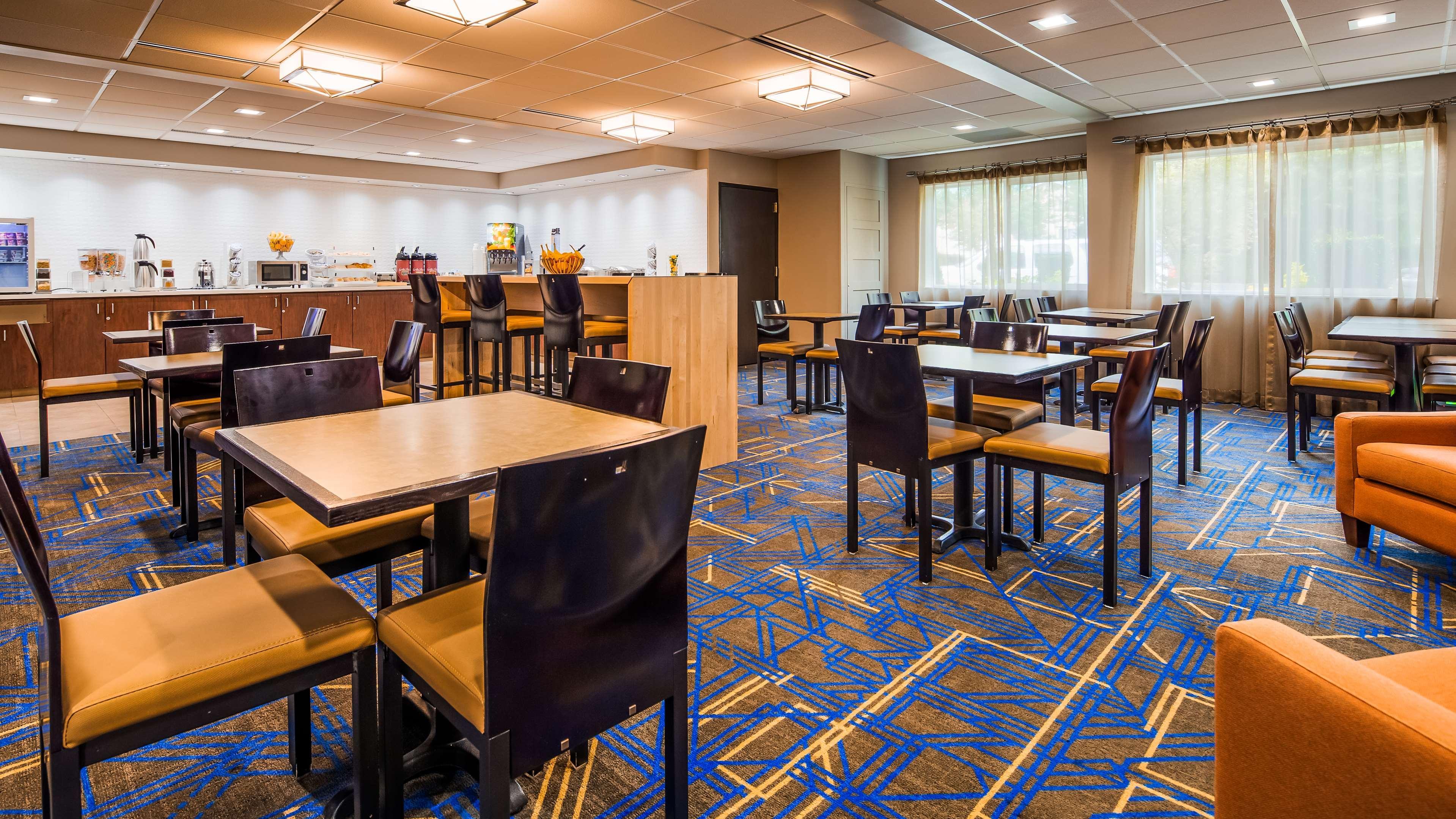Hotel Western Executive & 3*