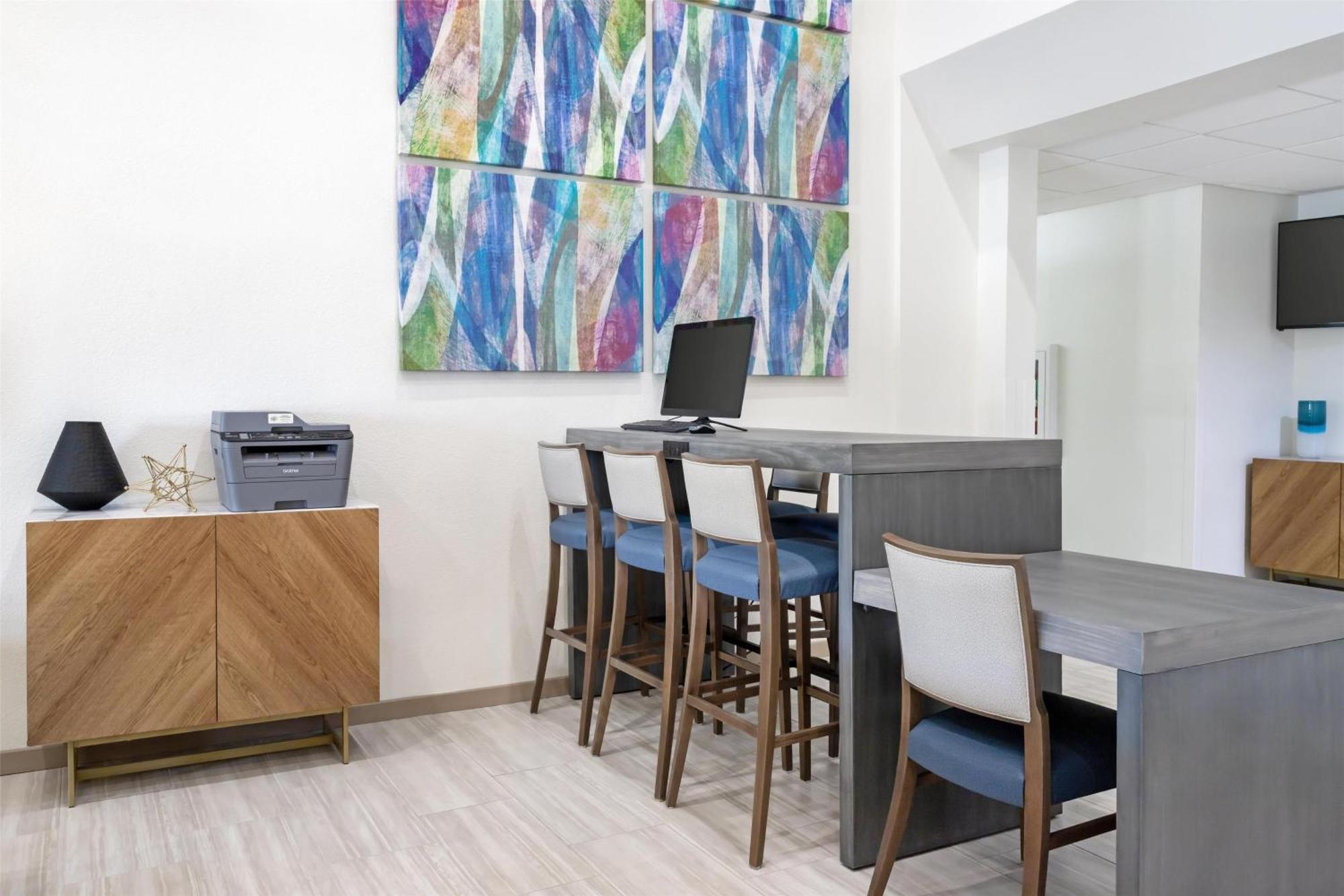 Western Executive & Hotel