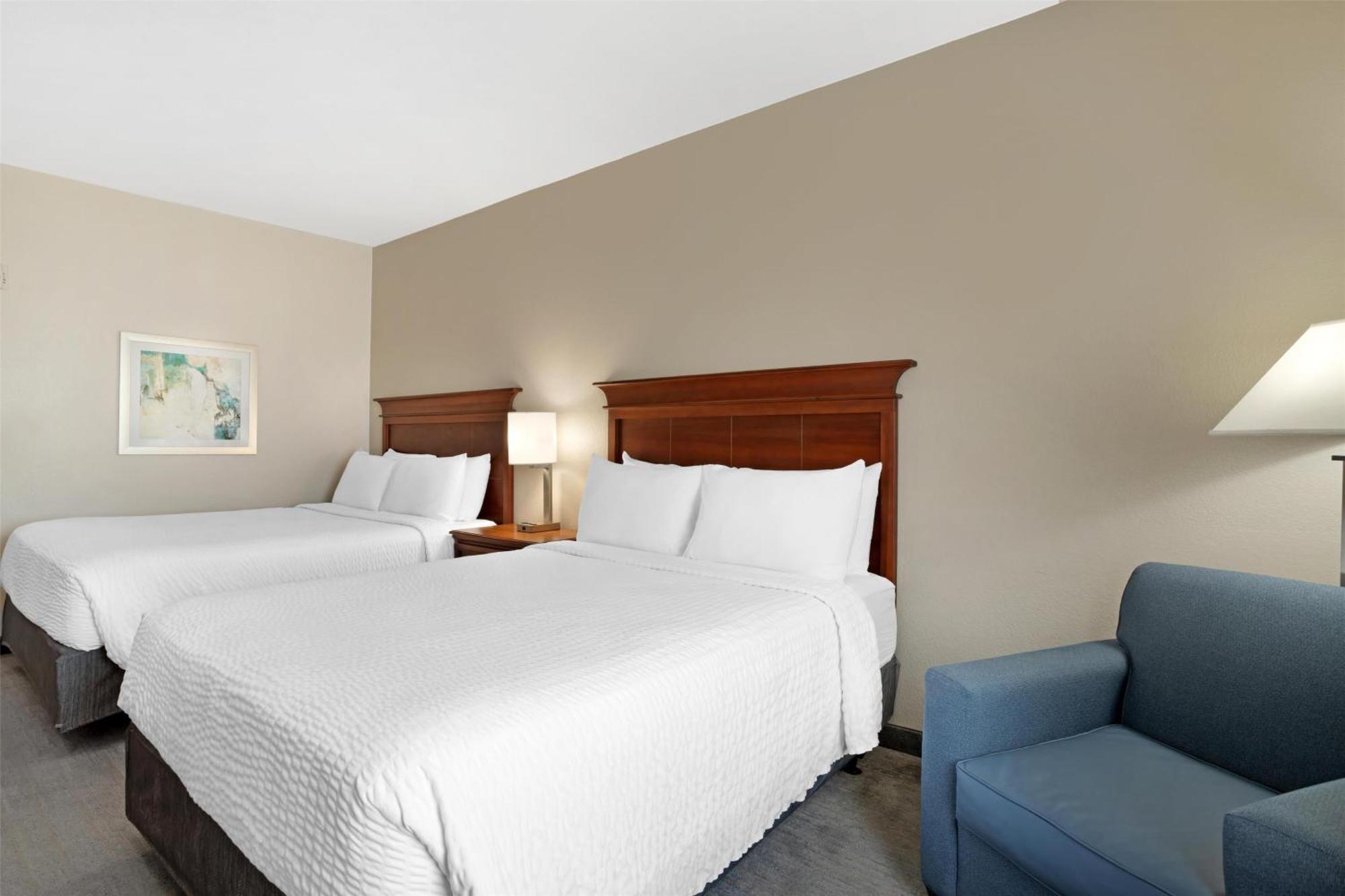 Hotel Western Executive & 3*